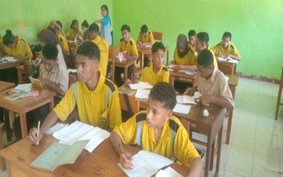 Pembukaan Gerakan NTT Membaca, NTT Menulis SMKN Ile Boleng